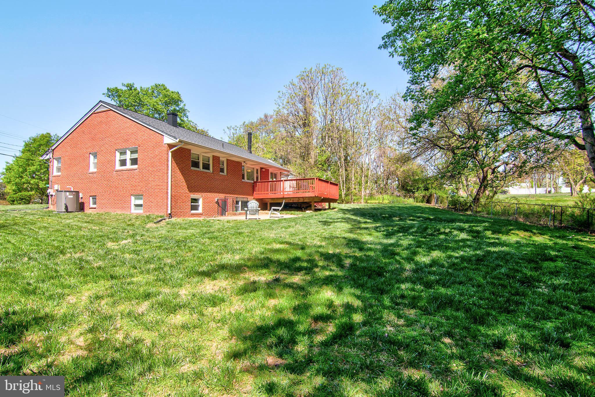 11531 Colt Terrace Silver Spring, MD 20902 - Photo 3 of 40 Gallery Image 3