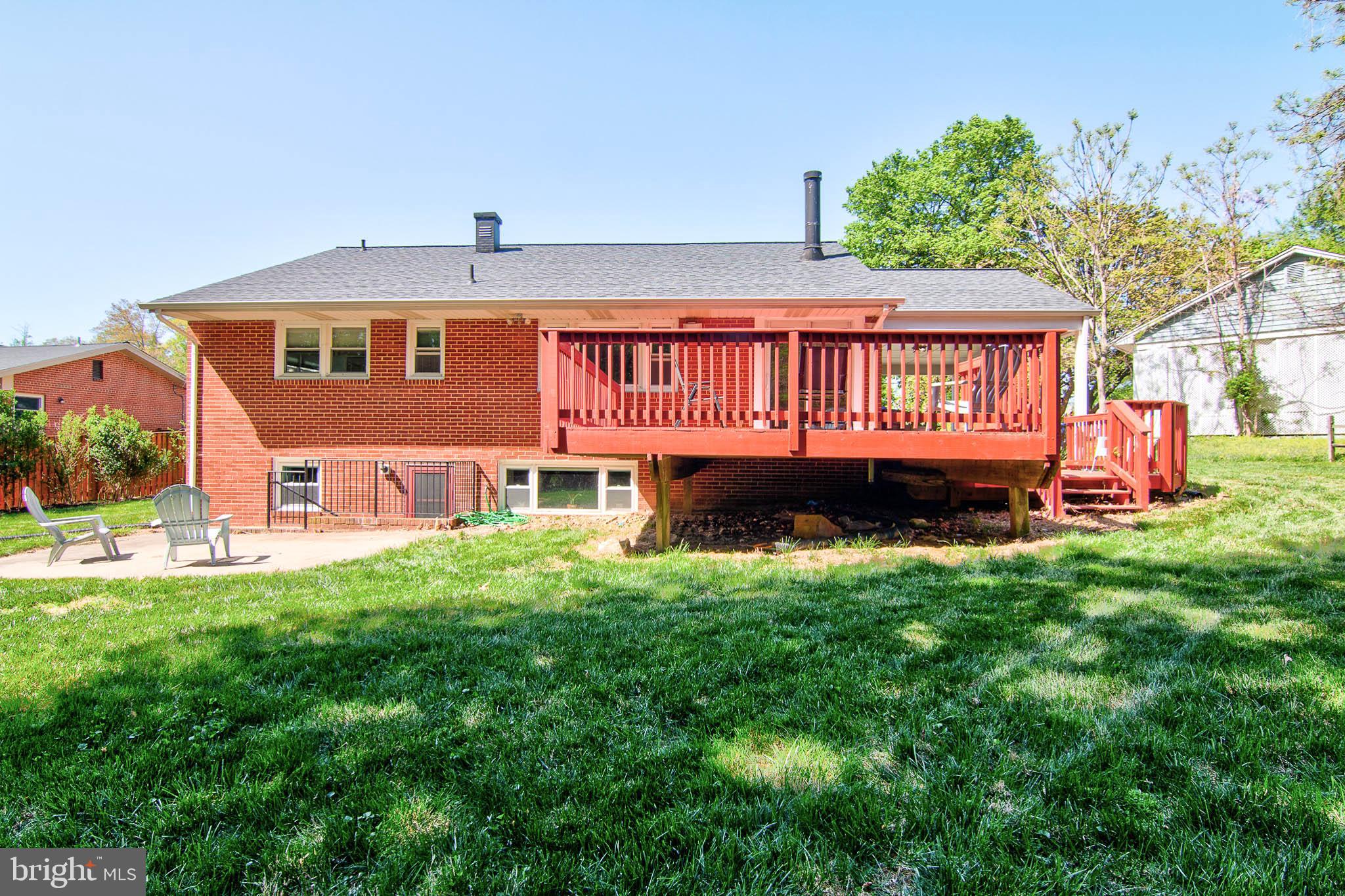 11531 Colt Terrace Silver Spring, MD 20902 - Photo 4 of 40 Gallery Image 4