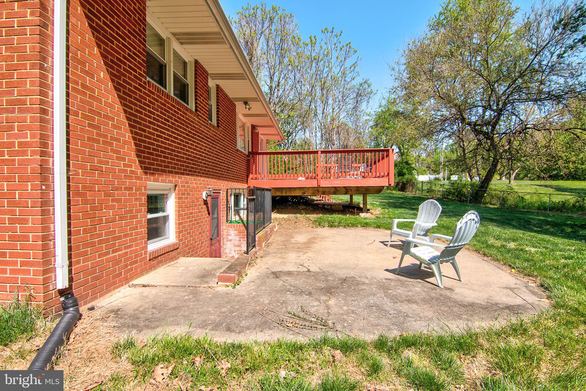 11531 Colt Terrace Silver Spring, MD 20902 - Photo 5 of 40 Gallery Image 5