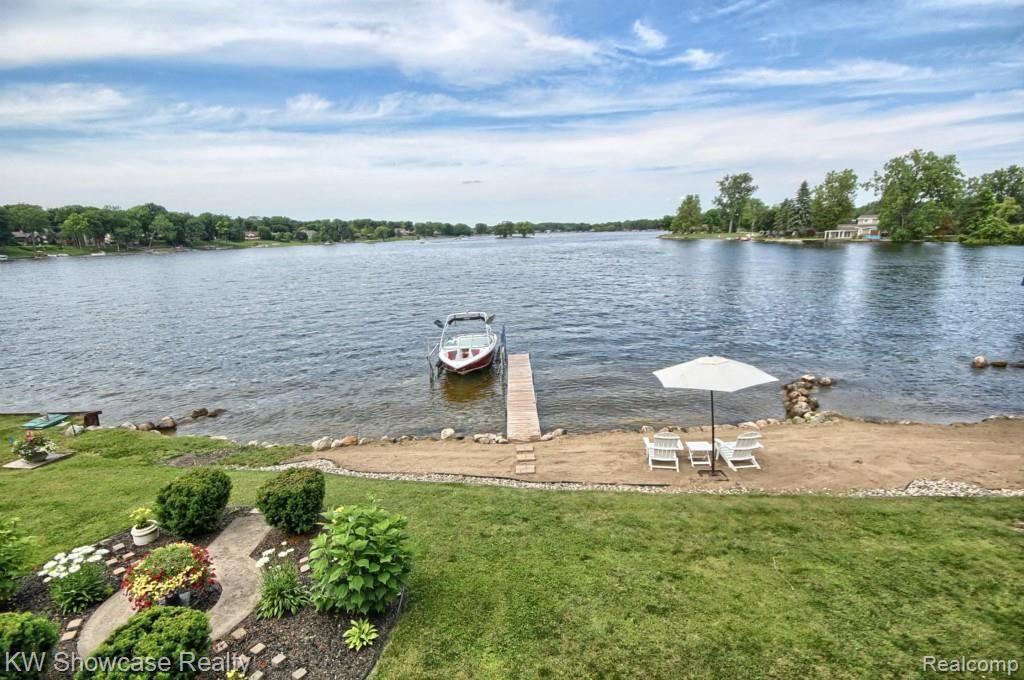 3856 Sleeth Road Commerce Township, MI 48382 - Photo 31 of 53 3.jpg