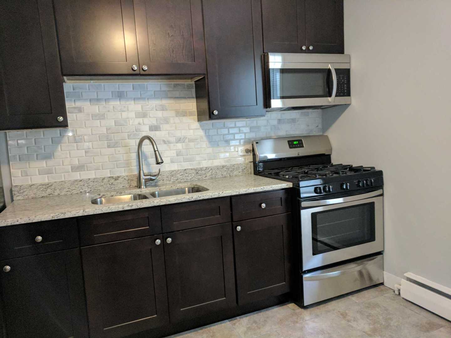 8519 Cermak Road North Riverside, IL 60546 - Photo 4 of 5