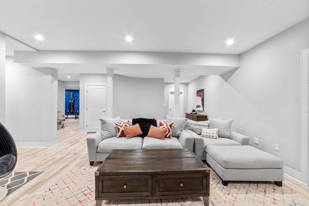 19 Boulder Road Newton, MA 02459 - Photo 30 of 42