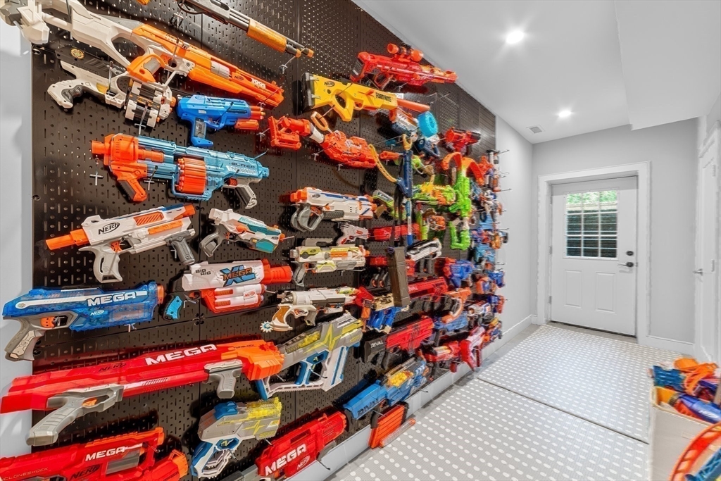 19 Boulder Road Newton, MA 02459 - Photo 36 of 42