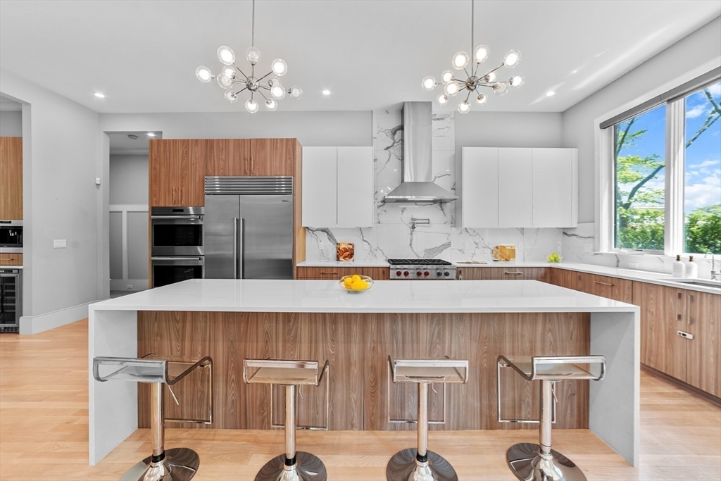 19 Boulder Road Newton, MA 02459 - Photo 9 of 42