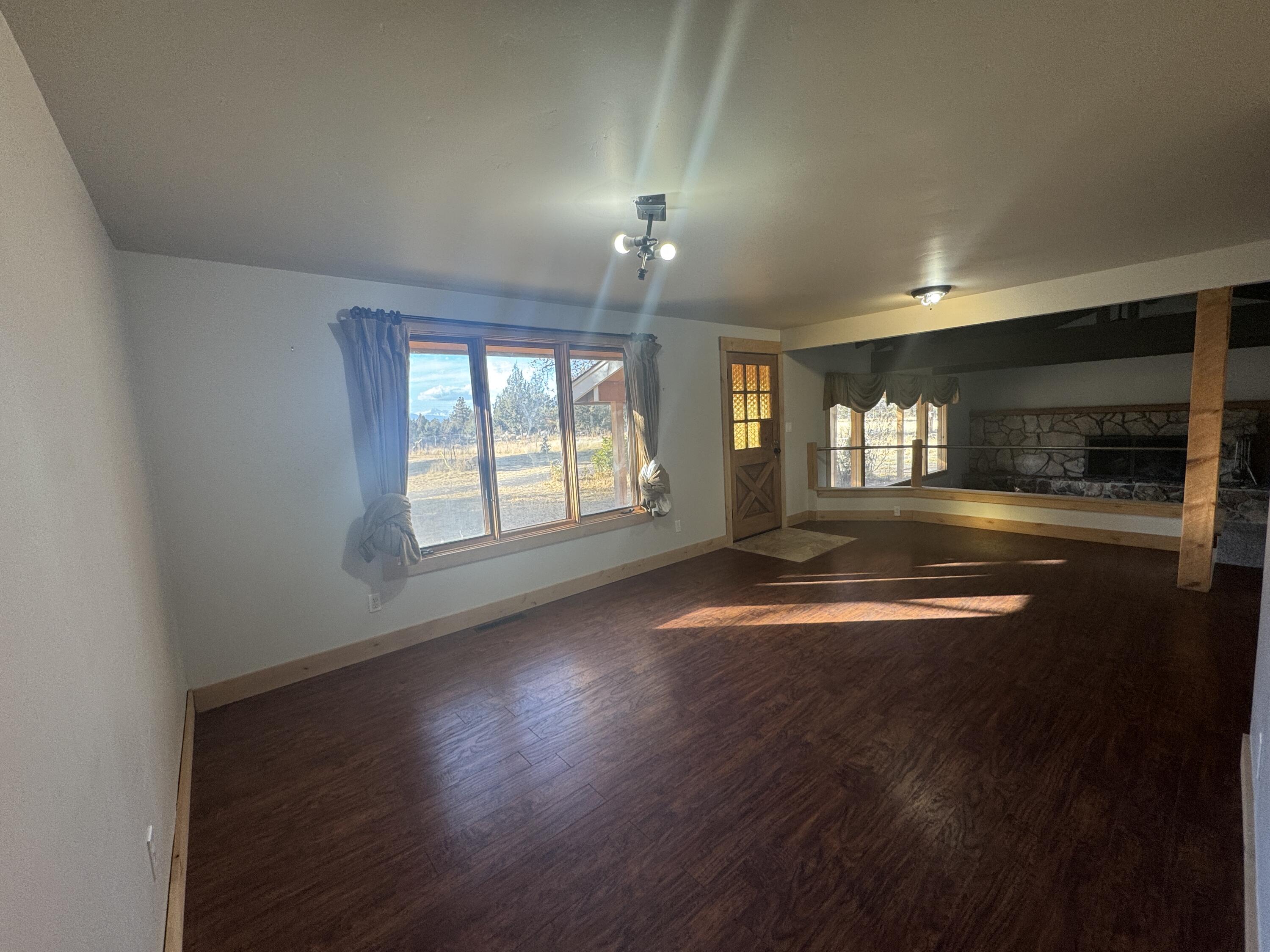 22820 Bear Creek Road Bend, OR 97701 - Photo 11 of 83 IMG_6935