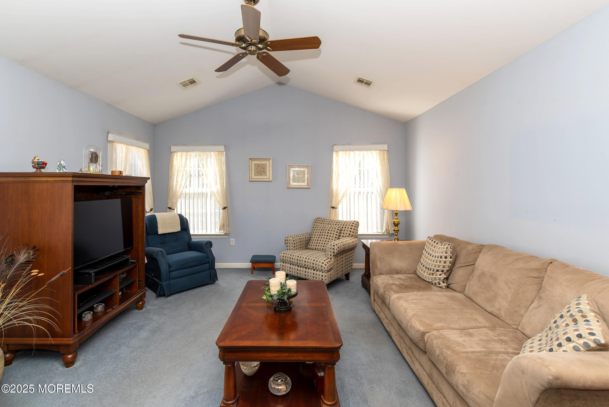 3 Lake Ridge Boulevard Whiting, NJ 08759 - Photo 12 of 22 Living Room