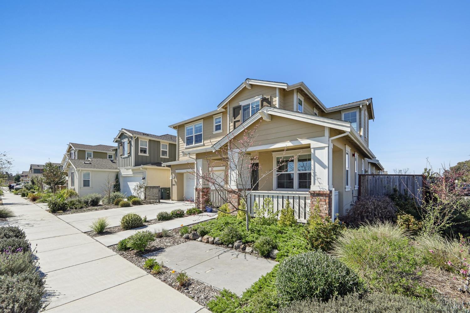 2453 Francisco Avenue Santa Rosa, CA 95403 - Photo 4 of 56