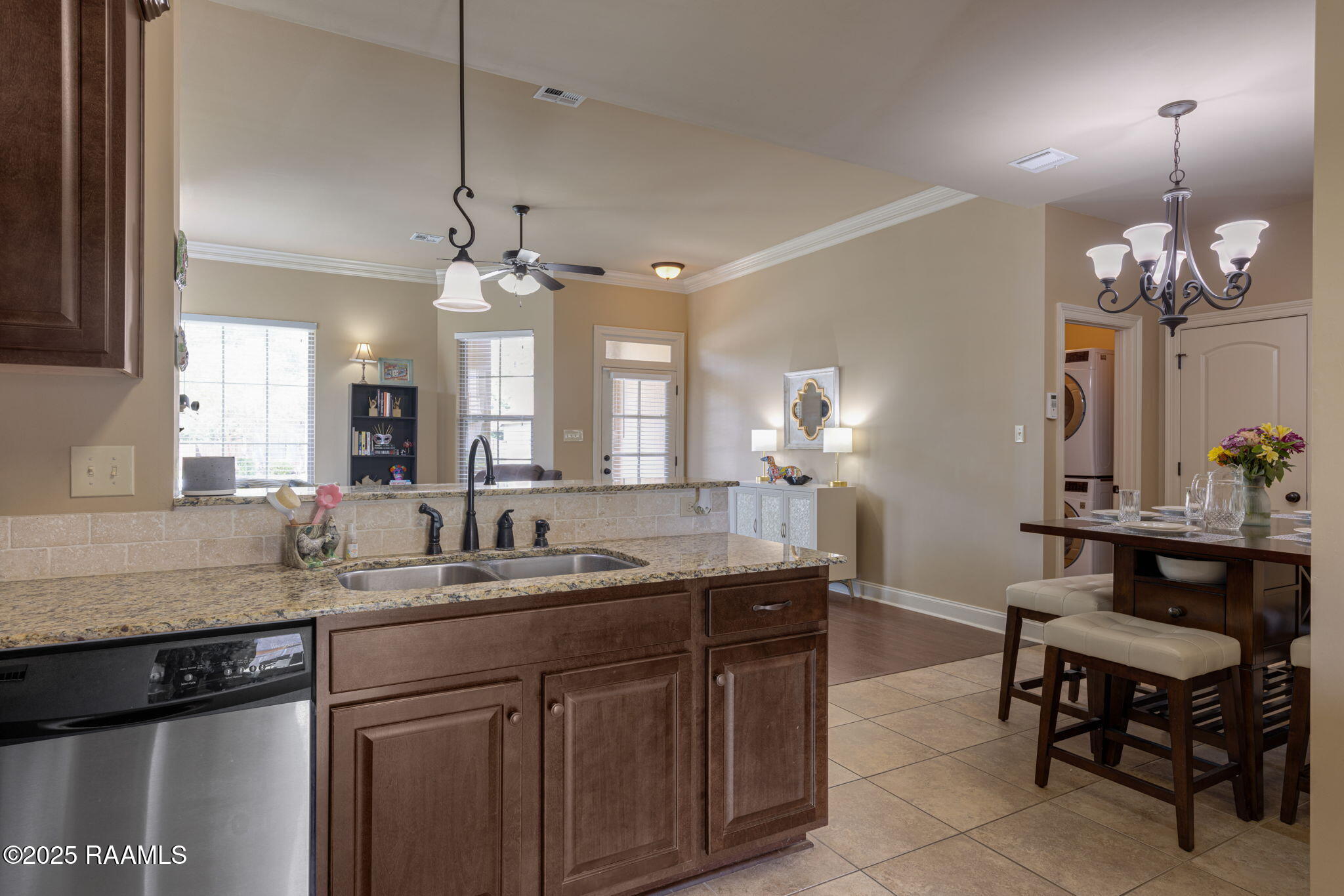 100 Newshire Drive Broussard, LA 70518 - Photo 14 of 33 13-web-or-mls-100 Newshire Dr-13