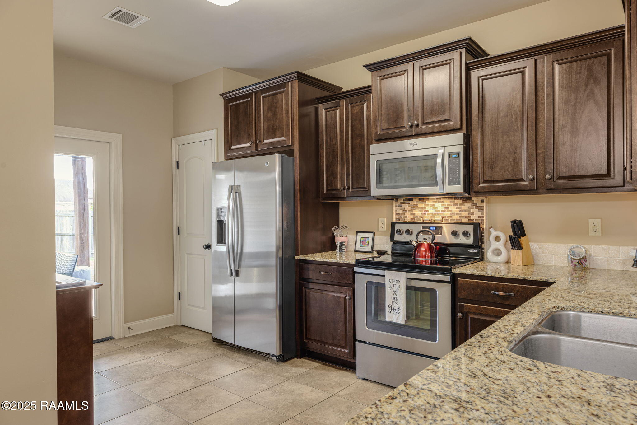 100 Newshire Drive Broussard, LA 70518 - Photo 10 of 33 10-web-or-mls-100 Newshire Dr-10