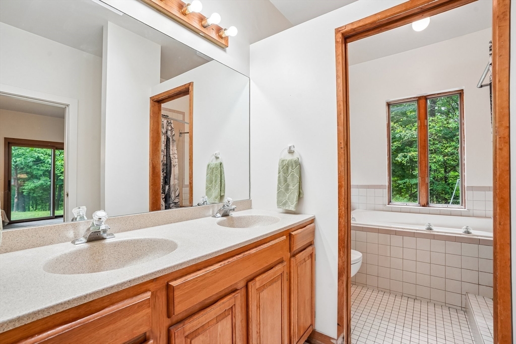76 Foster Road Ashby, MA 01431 - Photo 24 of 38