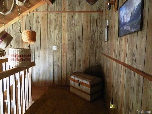 2420 Lannen Road Howell, MI 48855 - Photo 16 of 21 16-UL-LOFT AREA.JPG