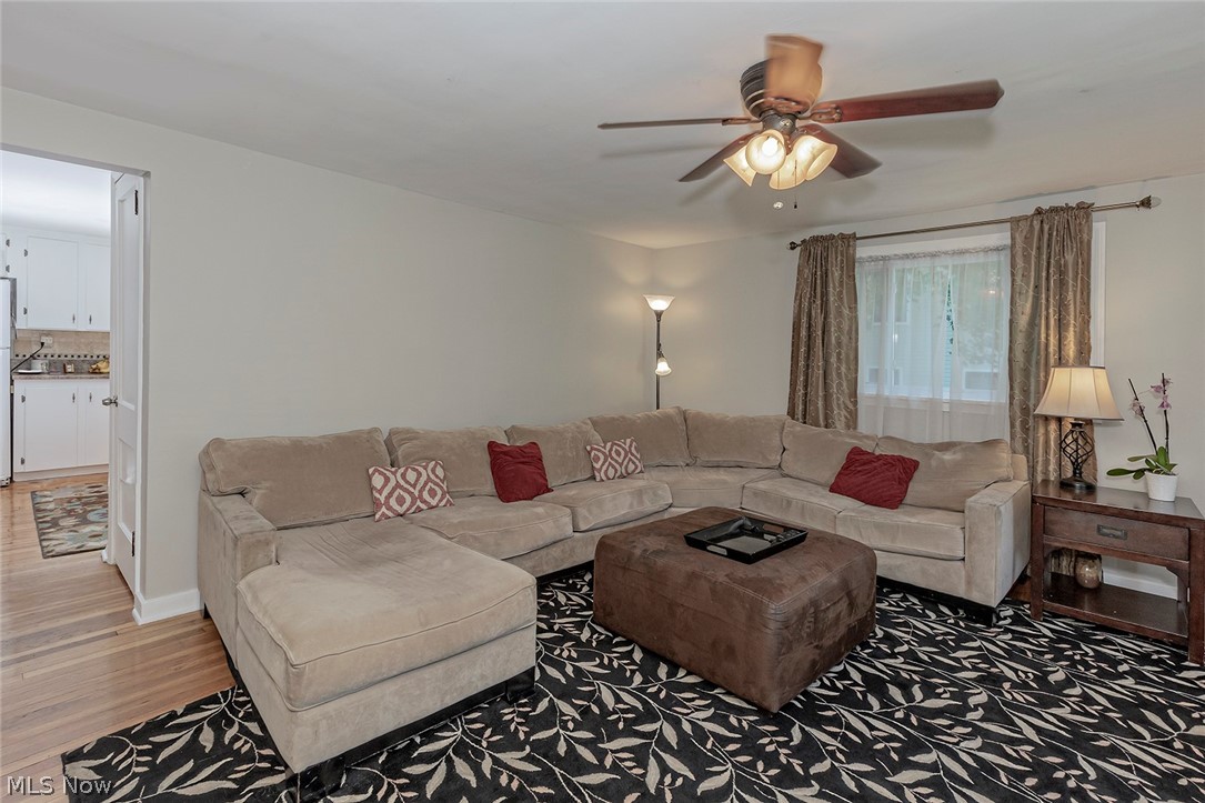 106 Fernwood Road Chagrin Falls, OH 44022 - Photo 8 of 28 Living Room to Eat-In Kitchen