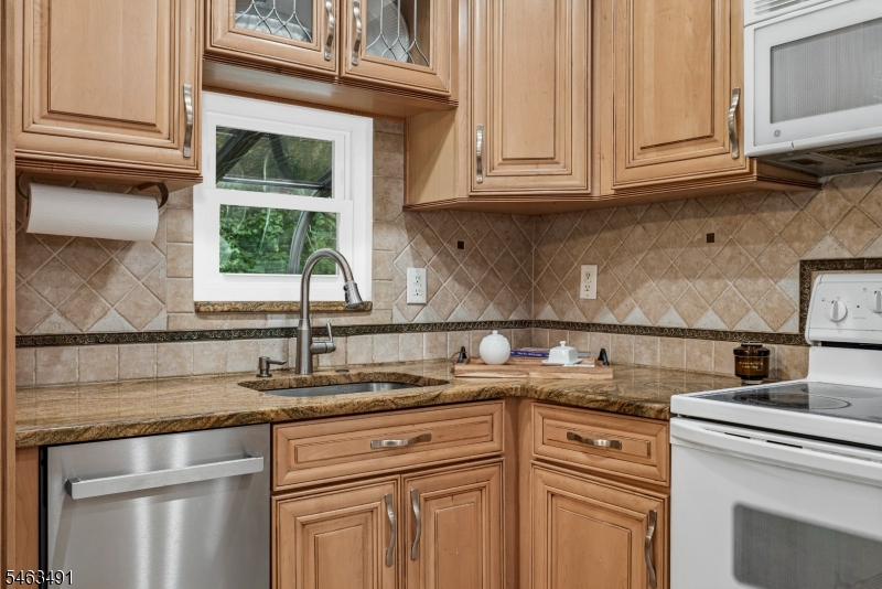 51 River Road Stanhope, NJ 07874 - Photo 17 of 32 Gallery Image 17