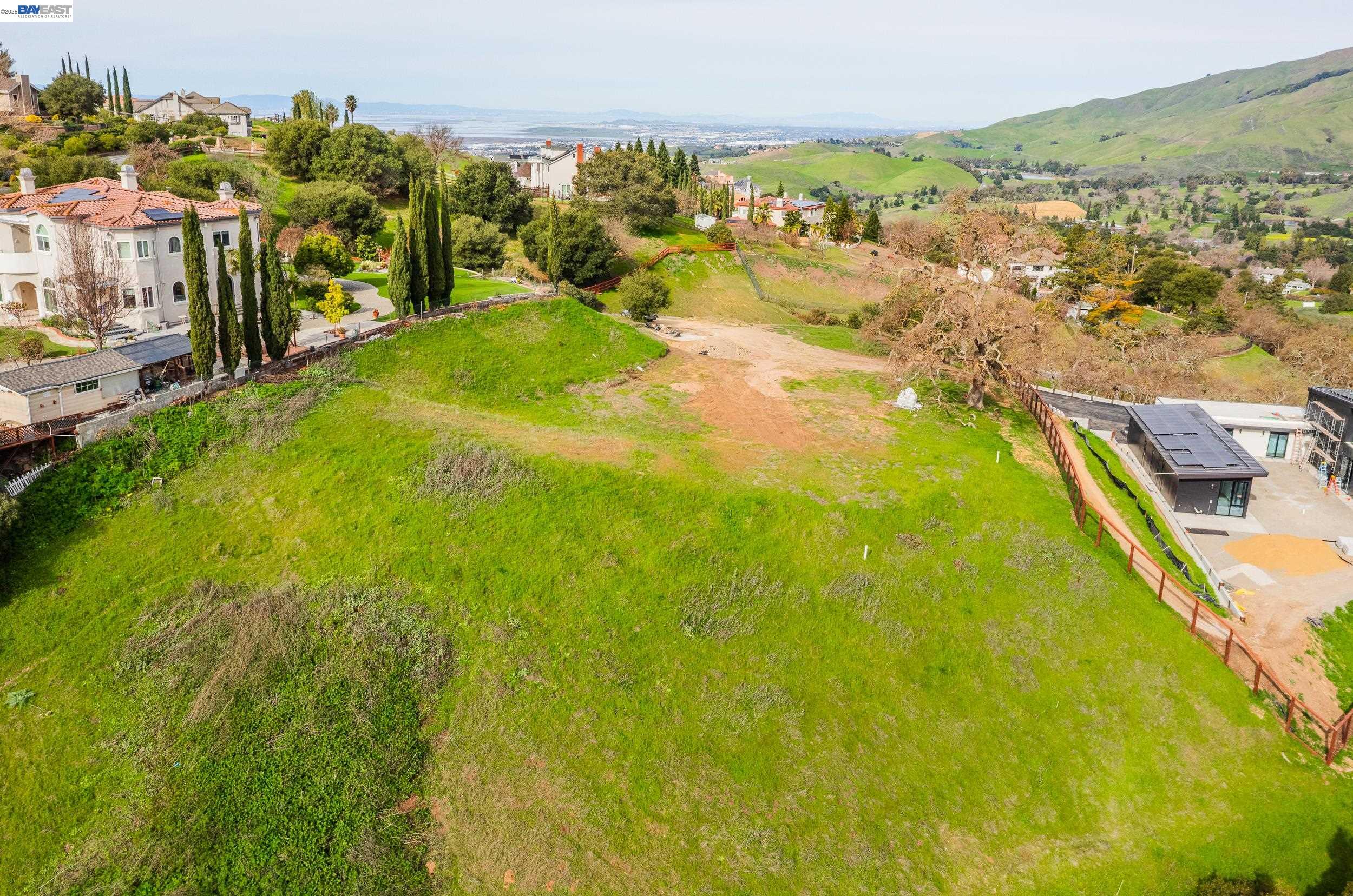 529 Vista Ridge Drive Milpitas, CA 95035 - Photo 10 of 15 a view of yard with ocean view