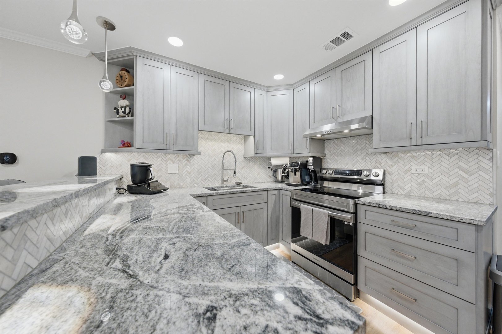 9649 South Harlem Avenue, Unit 3C Chicago Ridge, IL 60415 - Photo 9 of 31