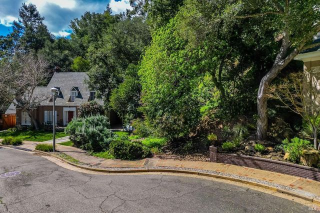 $549,000 | 22 Valant Place, Piedmont, CA 94610