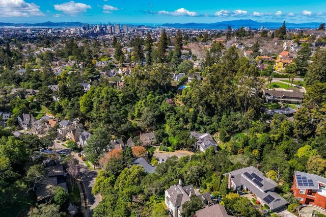 $549,000 | 22 Valant Place, Piedmont, CA 94610