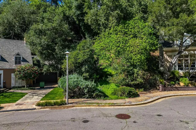 $549,000 | 22 Valant Place, Piedmont, CA 94610