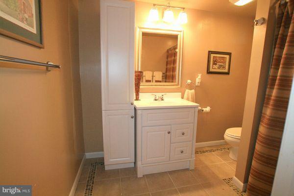 915 Hillcrest Road Hanover, MD 21076 - Photo 1 of 30 Bath