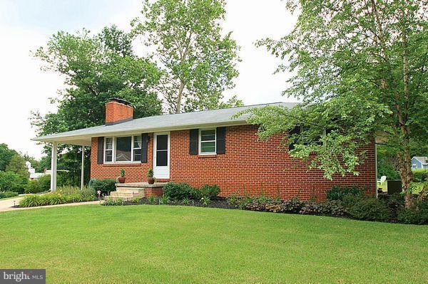 915 Hillcrest Road Hanover, MD 21076 - Photo 30 of 30 Exterior (Front)