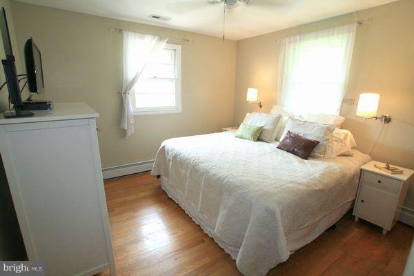 915 Hillcrest Road Hanover, MD 21076 - Photo 5 of 30 Bedroom (Master)