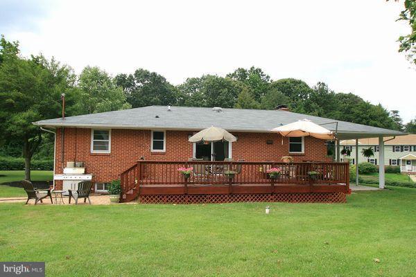 915 Hillcrest Road Hanover, MD 21076 - Photo 6 of 30 Exterior (General)