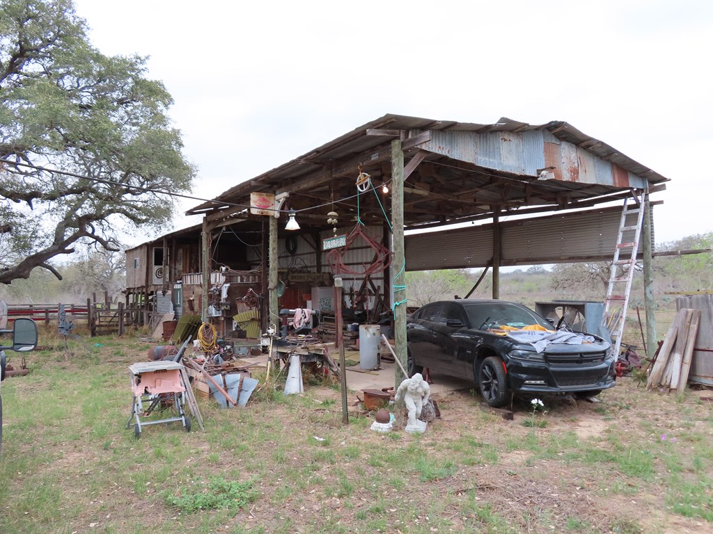 678 Tank Hollow Poteet, TX 78065 - Photo 15 of 24 Back Pasture