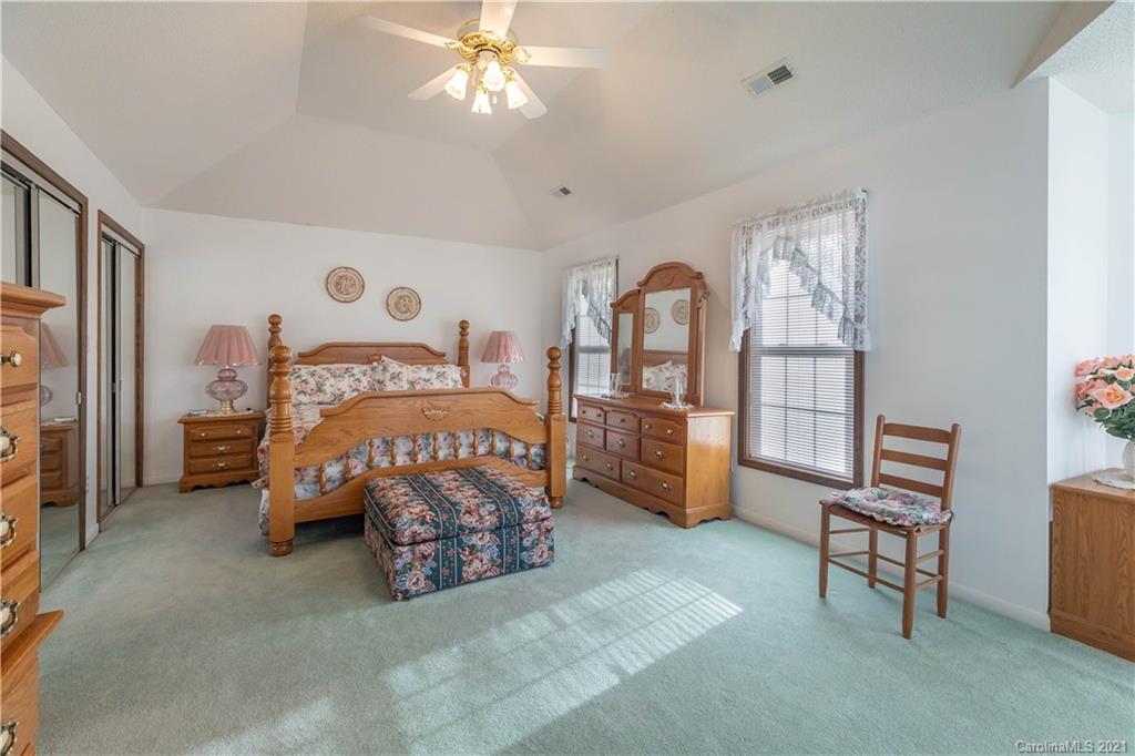 4488 Pax Hill Road Morganton, NC 28655 - Photo 11 of 42 Gallery Image 11