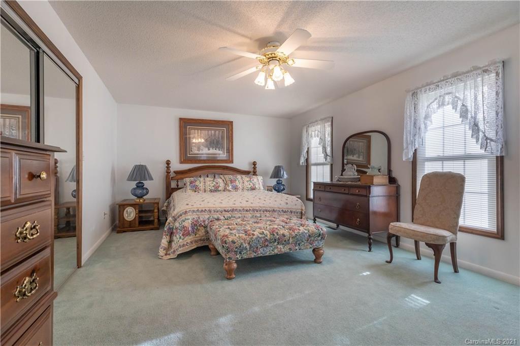 4488 Pax Hill Road Morganton, NC 28655 - Photo 15 of 42 Gallery Image 15
