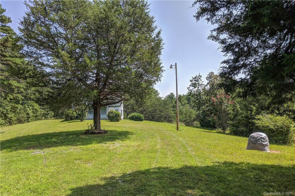 4488 Pax Hill Road Morganton, NC 28655 - Photo 6 of 42 Gallery Image 6
