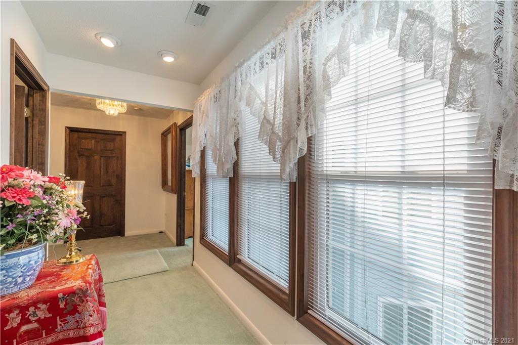 4488 Pax Hill Road Morganton, NC 28655 - Photo 10 of 42 Gallery Image 10