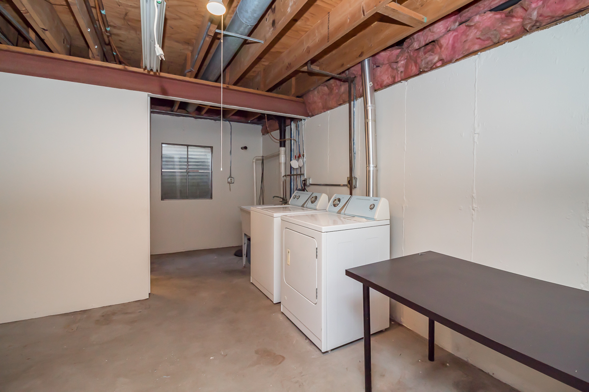 11 Cypress Square Place Elgin, IL 60123 - Photo 18 of 21 a utility room with dryer and washer