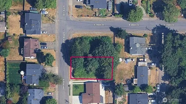 $250,000 | 24410 24th Avenue South, Des Moines, WA 98198