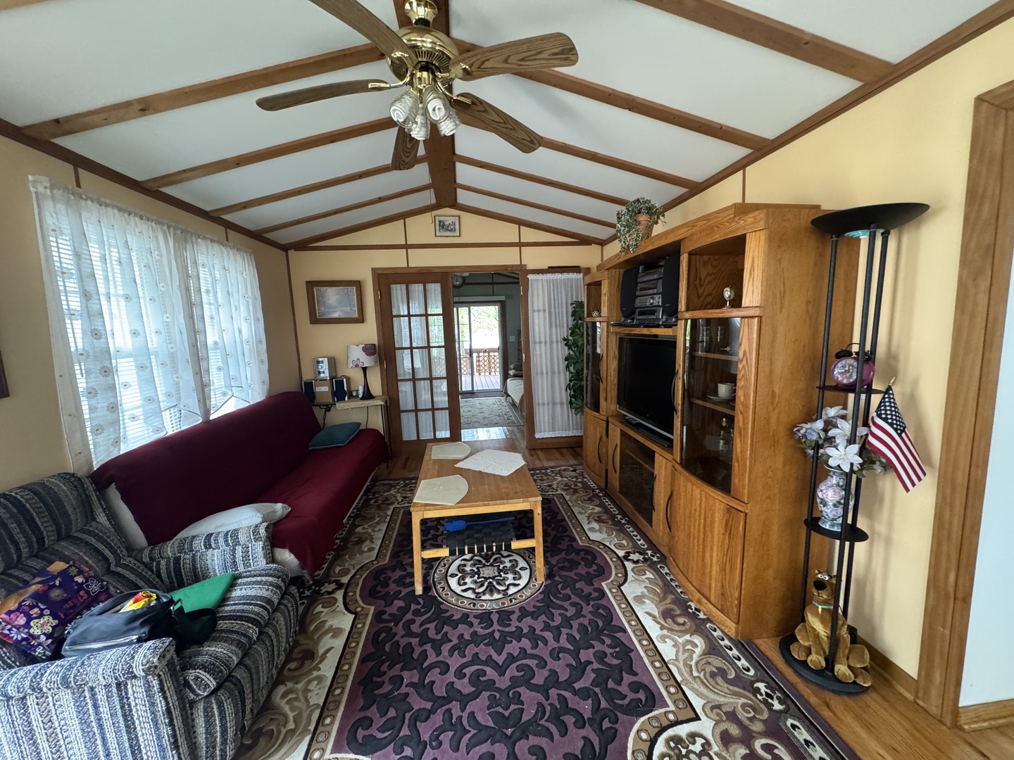 21-211 Woodhaven Lakes Sublette, IL 61367 - Photo 14 of 17 a room with furniture