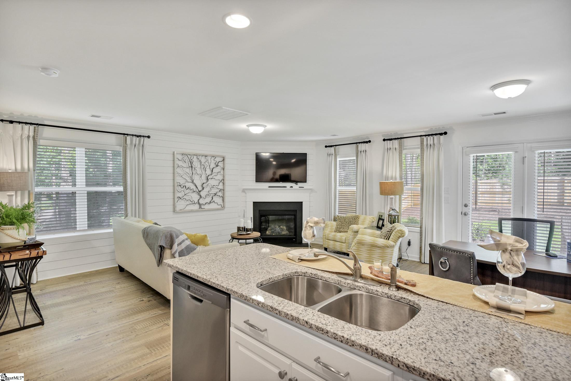 1237 Paramount Drive Lyman, SC 29365 - Photo 17 of 27 Gallery Image 17