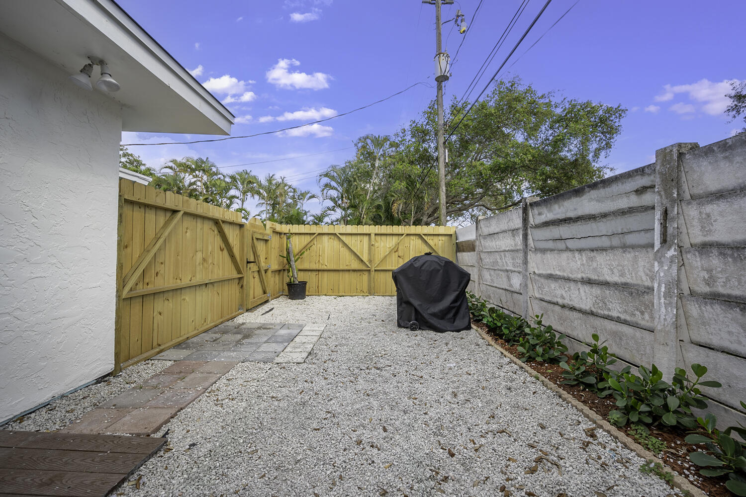 1718 Ridge Road North Palm Beach, FL 33408 - Photo 17 of 39 a view of outdoor space and yard