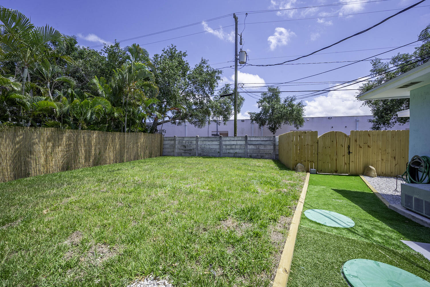 1718 Ridge Road North Palm Beach, FL 33408 - Photo 19 of 39 a garden view