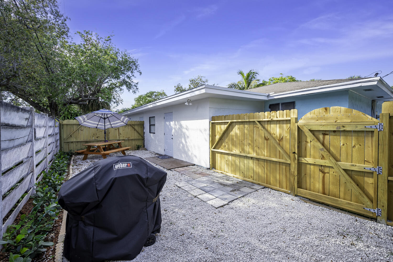 1718 Ridge Road North Palm Beach, FL 33408 - Photo 36 of 39 a view of outdoor space and outdoor seating