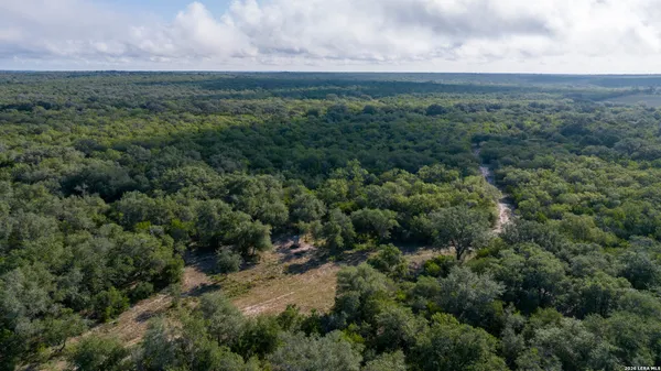 $1,350,000 | 7915 County Road 203, Beeville, TX 78102