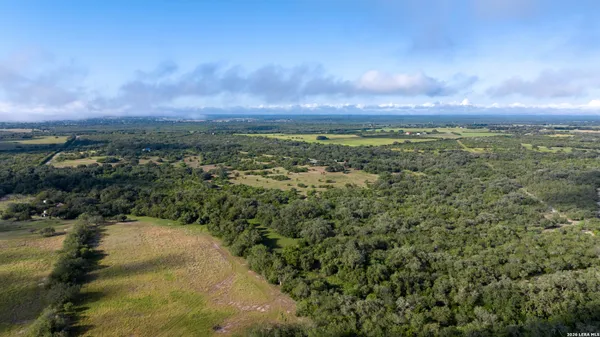 $1,350,000 | 7915 County Road 203, Beeville, TX 78102