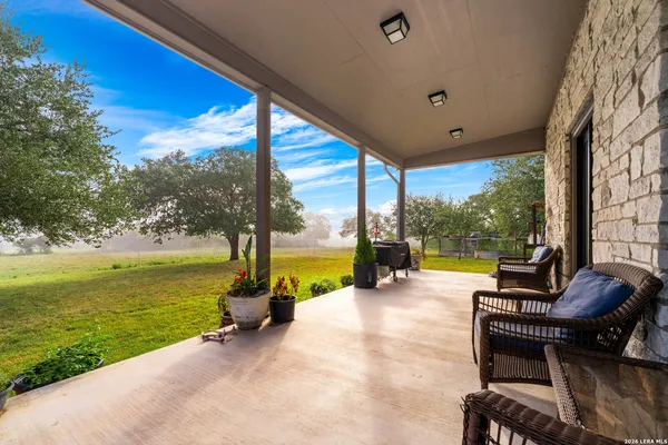 $1,350,000 | 7915 County Road 203, Beeville, TX 78102