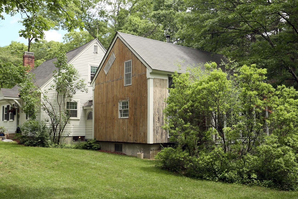 342 Old Lancaster Road Sudbury, MA 01776 - Photo 7 of 25 Gallery Image 7