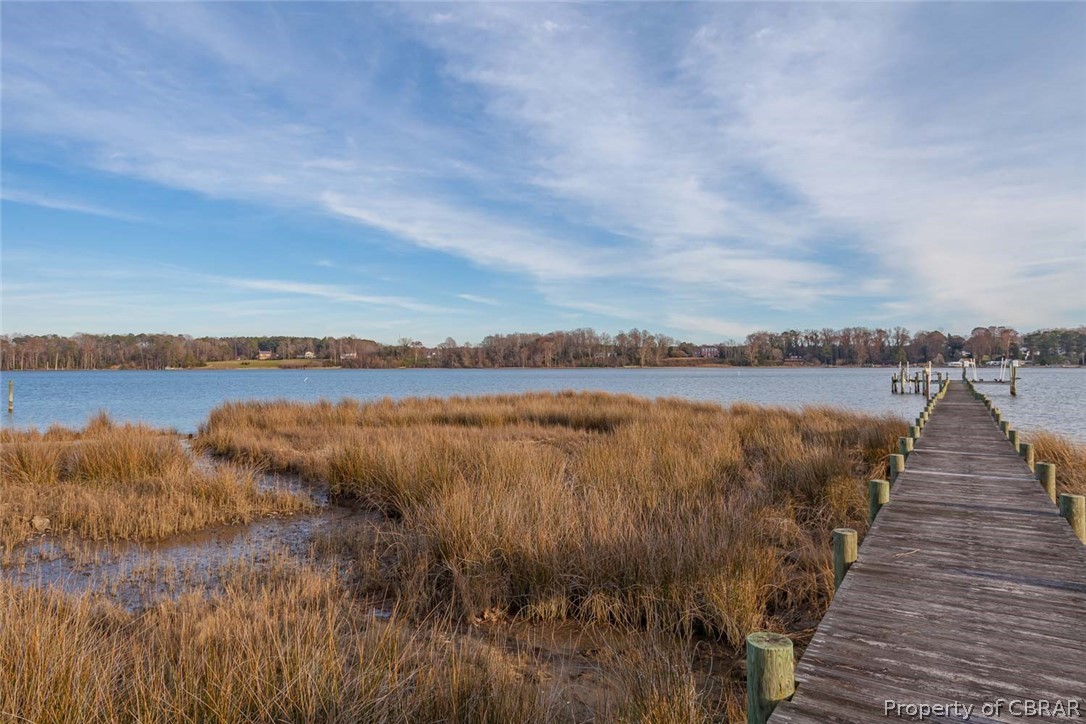 102 Ferry Road Hartfield, VA 23071 - Photo 4 of 42 4' MLW at Pier