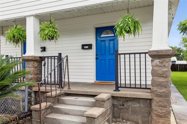 $1,550 | 1029 Dolhonde Street, Gretna, LA 70053