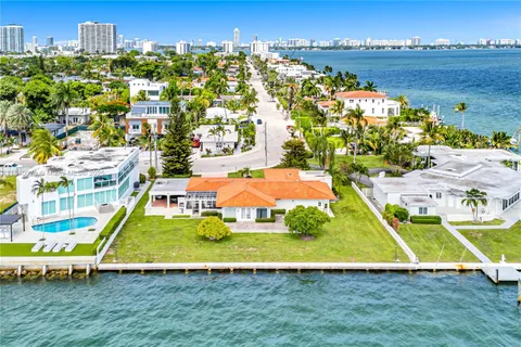 $10,750,000 | 7500 West Treasure Drive, North Bay Village, FL 33141