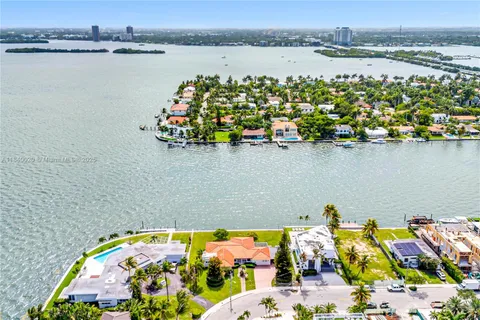 $10,750,000 | 7500 West Treasure Drive, North Bay Village, FL 33141