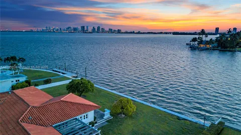 $10,750,000 | 7500 West Treasure Drive, North Bay Village, FL 33141