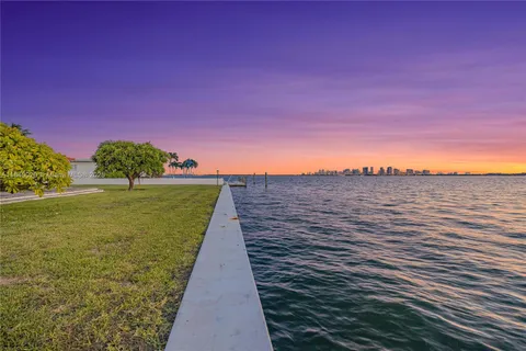 $10,750,000 | 7500 West Treasure Drive, North Bay Village, FL 33141