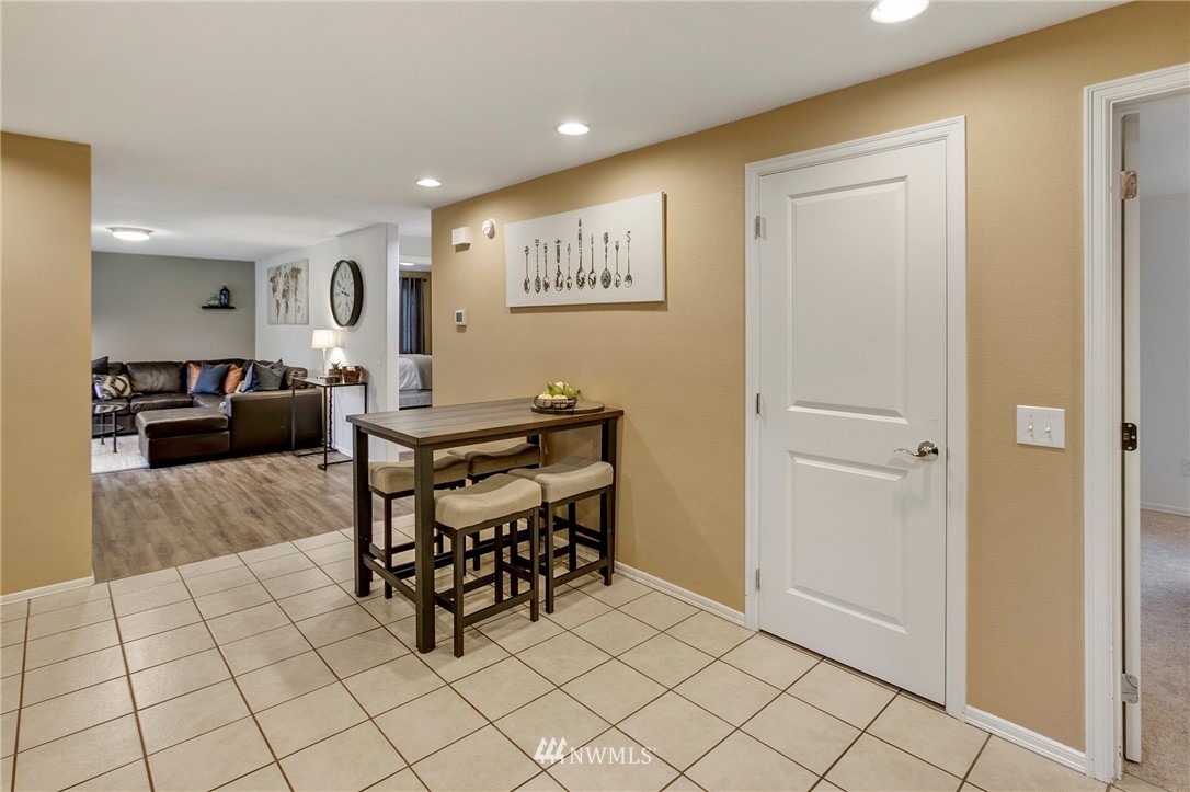 17624 Valley Cir Drive Bothell, WA 98012 - Photo 13 of 40 Gallery Image 13