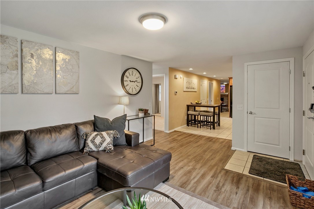 17624 Valley Cir Drive Bothell, WA 98012 - Photo 14 of 40 Gallery Image 14